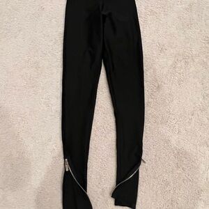 R&R authentic black shiny leggings